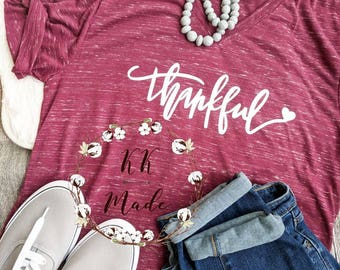 Thankful shirt, grateful thankful blessed, Thanksgiving shirt, cute fall shirt, blessed mama shirt, women's fall shirt, grateful shirt